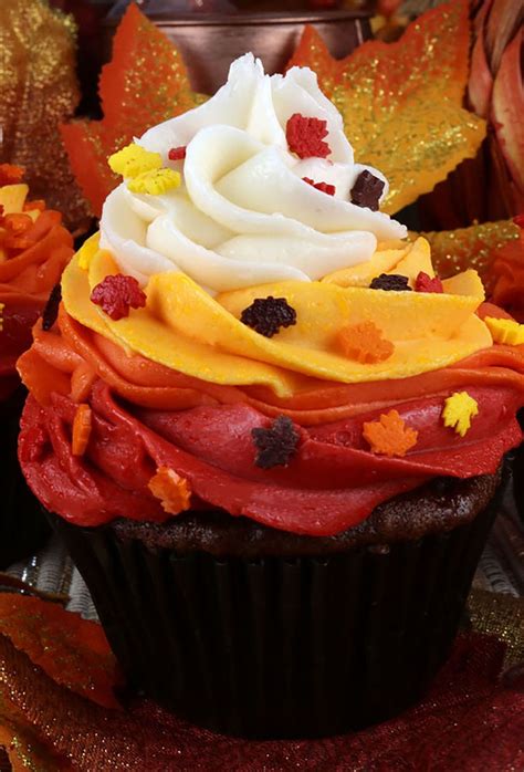 autumn cupcake decorations|autumn cupcake ideas.